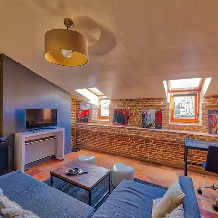 Mage Hyper Centre Apartment *