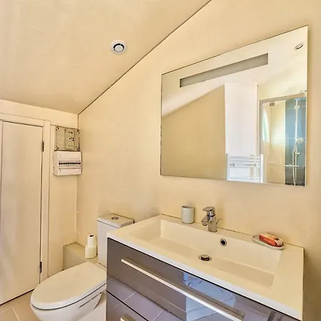 Mage Hyper Centre Apartment *